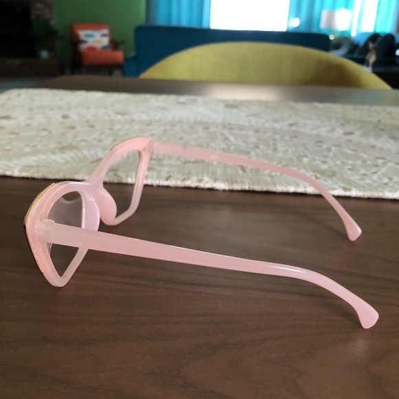 Fun non-prescription glasses - Picture 8 of 14